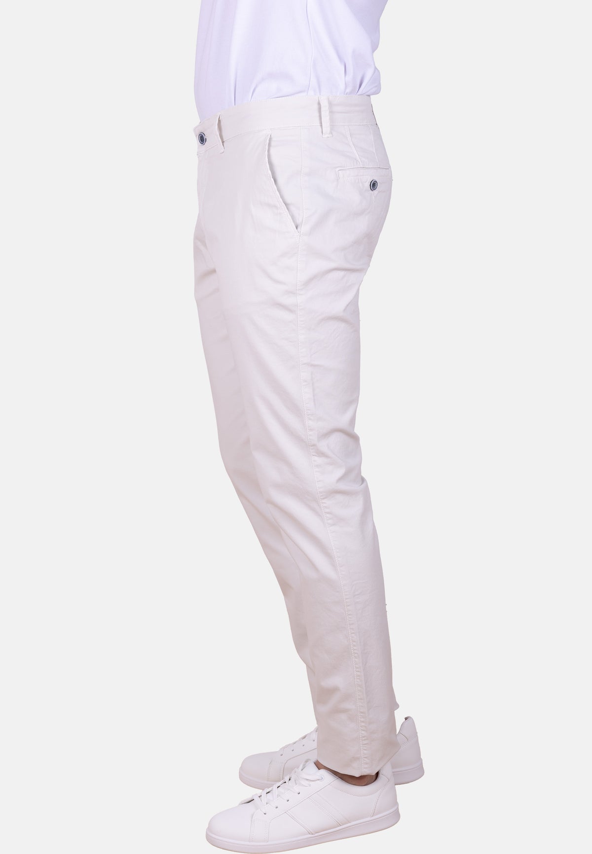 Pantalón chino estructurado color crudo