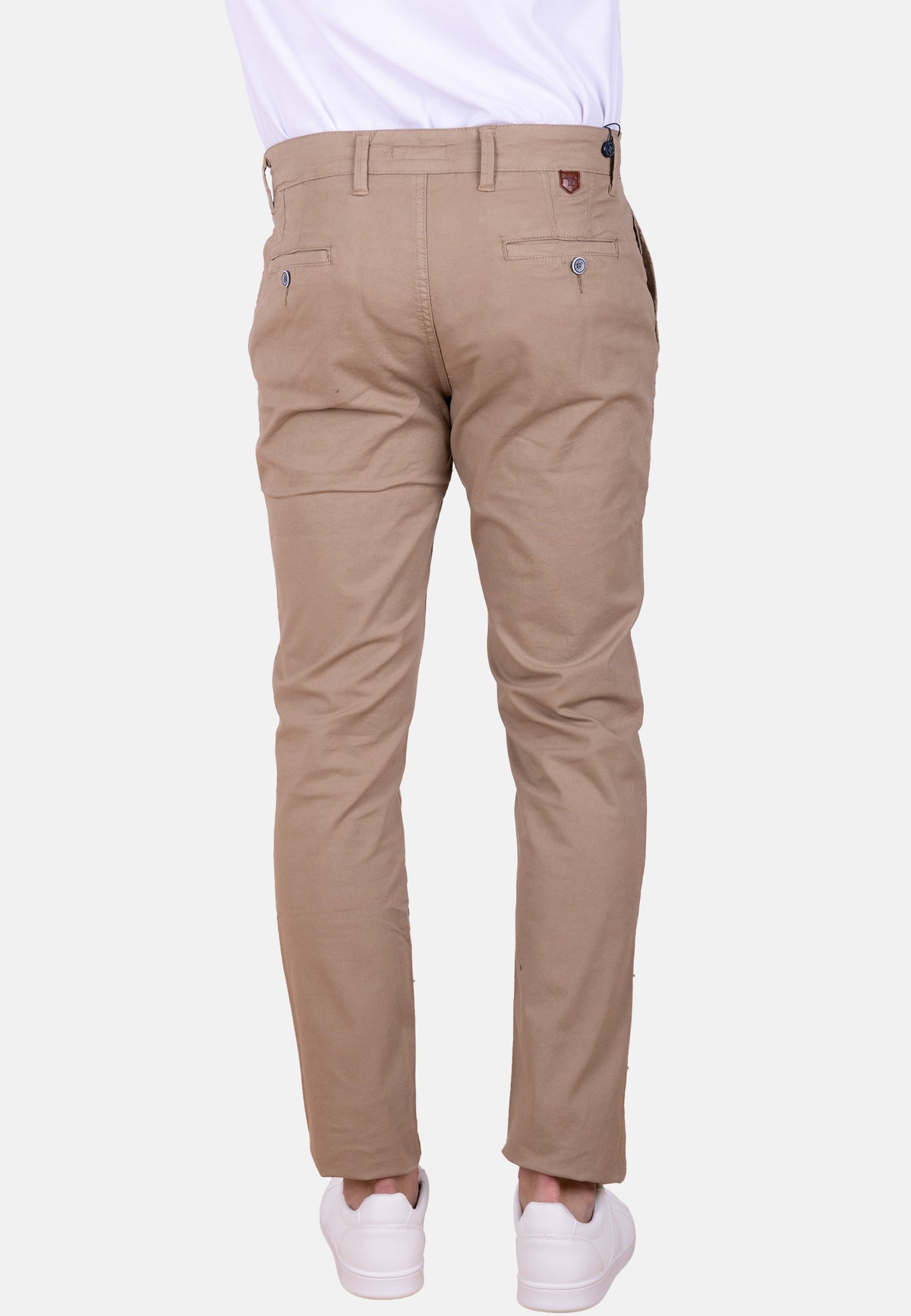 Pantalón chino estructurado color camel