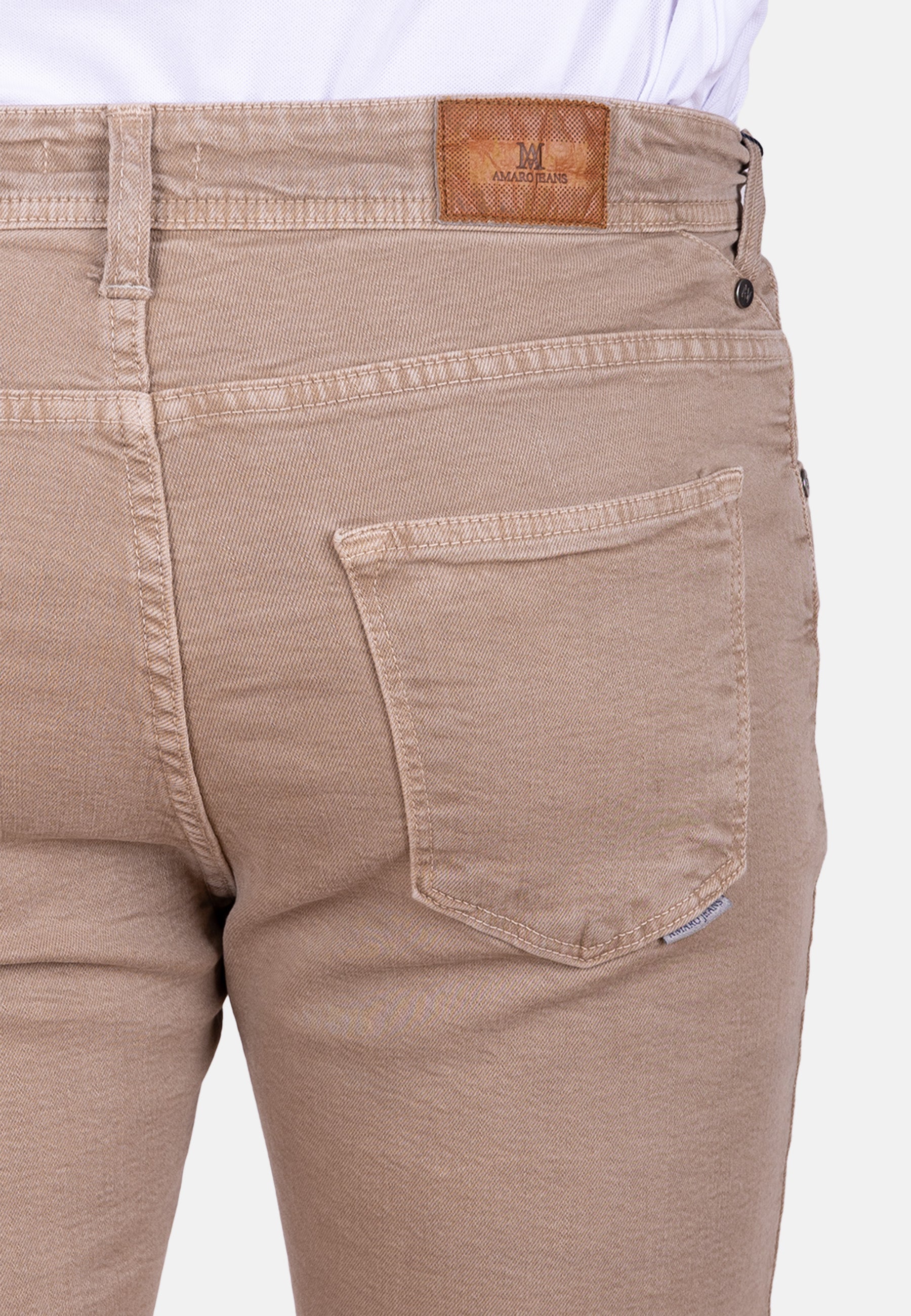 Bermuda vaquera camel de sarga tejana con acabado elástico