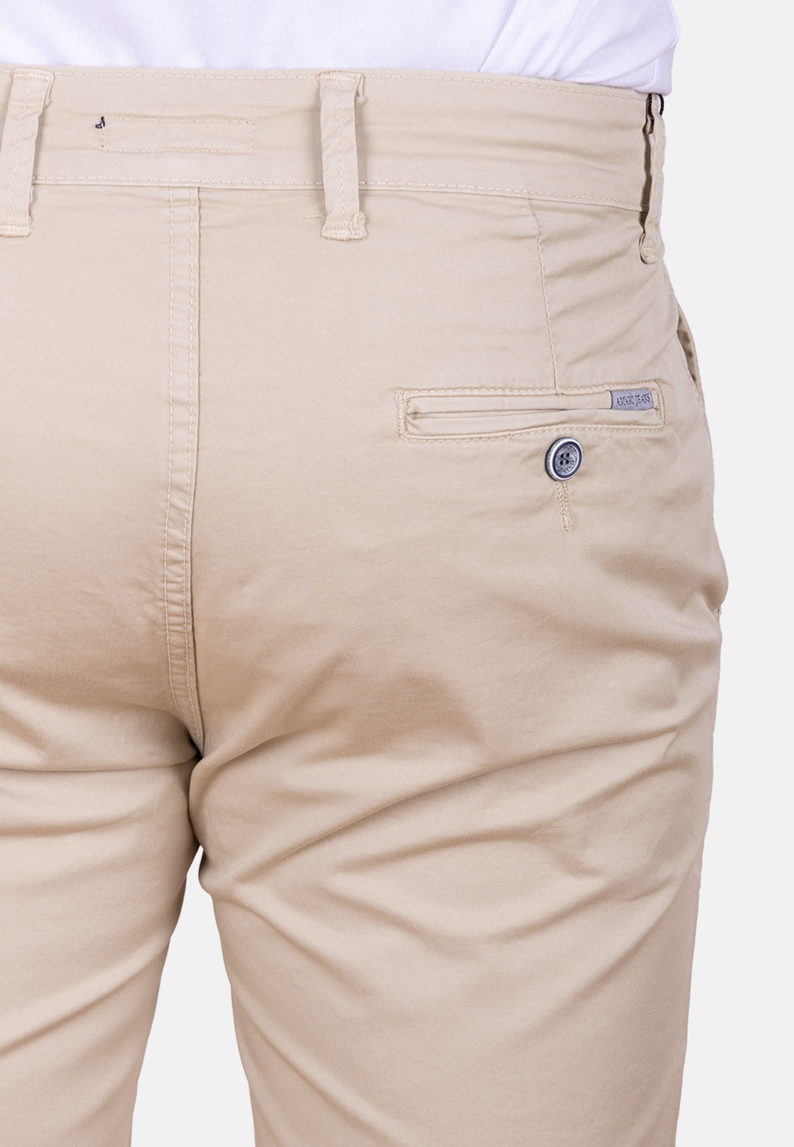 Bermuda chino beige básica tejido fino y ajuste