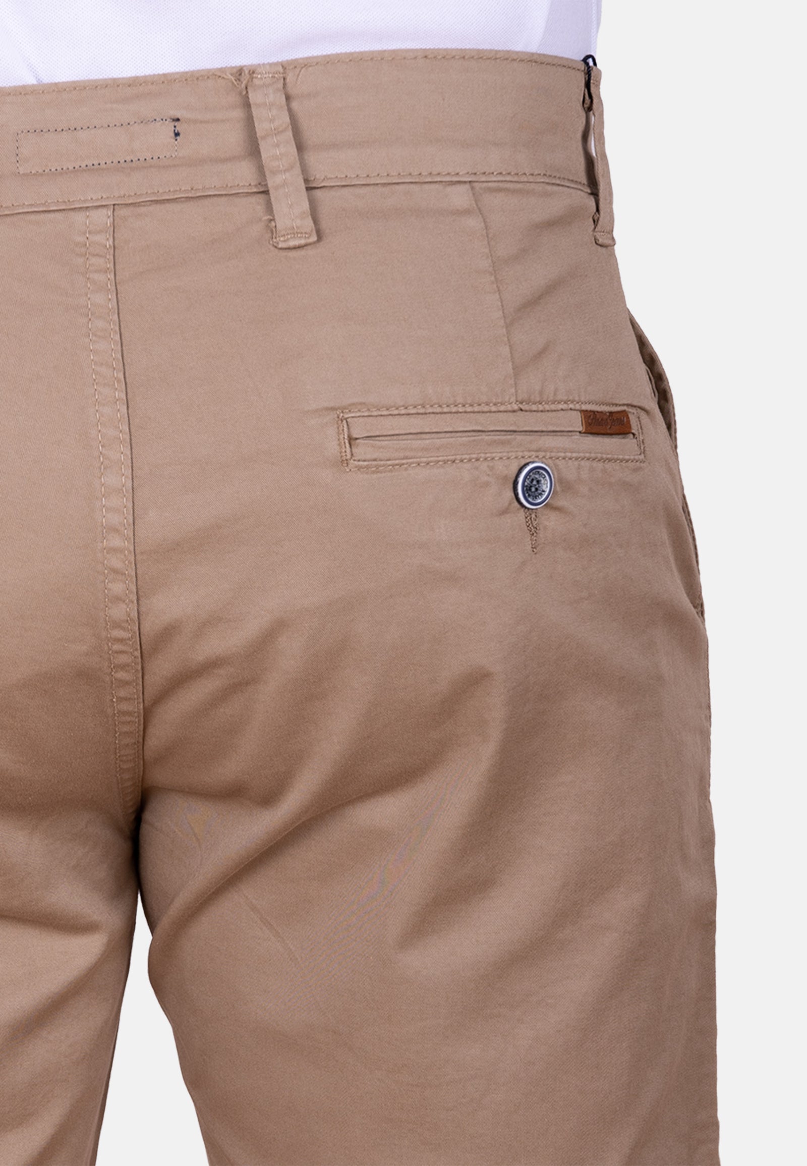 Bermuda chino camel básica tejido fino y ajuste