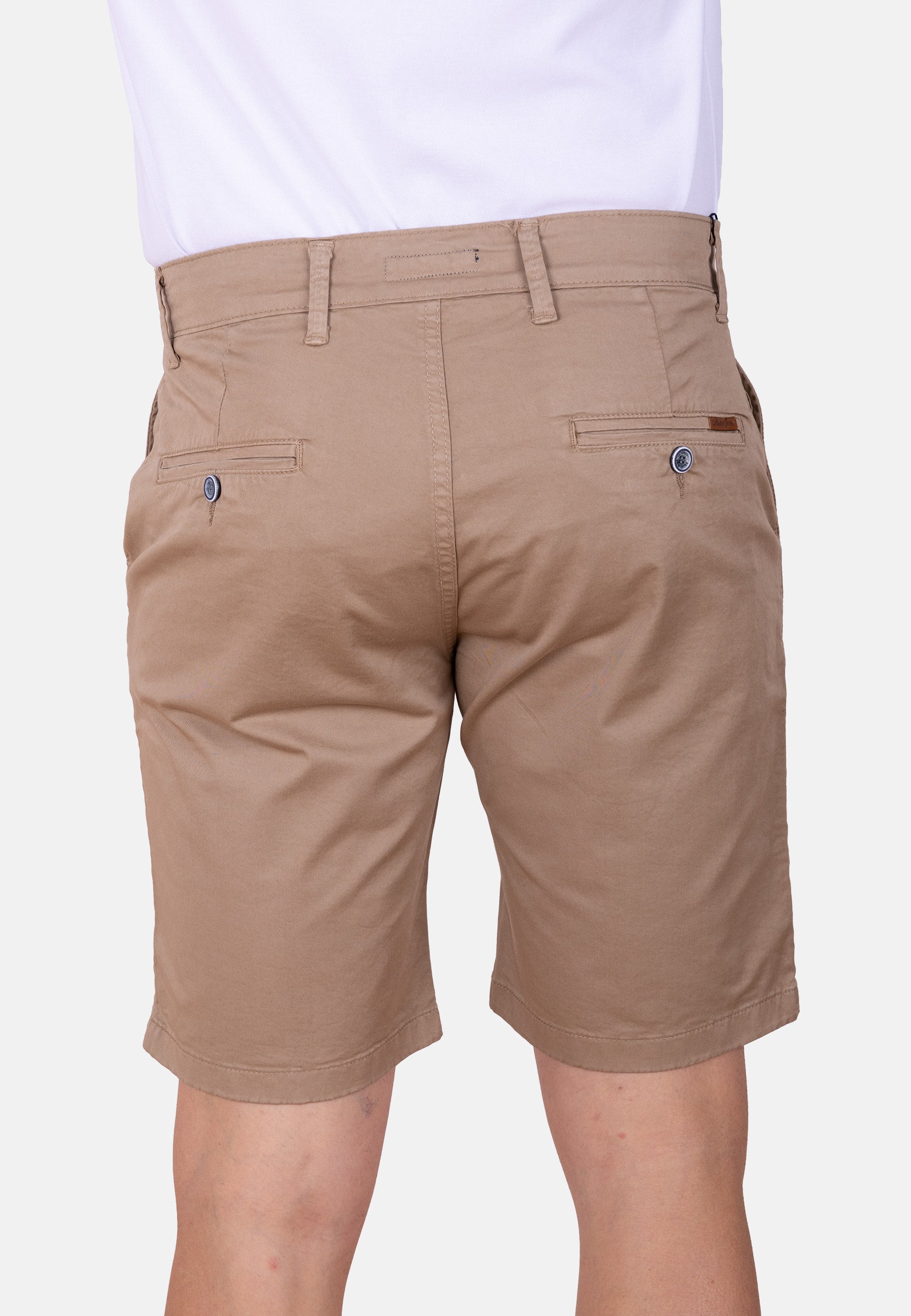 Bermuda chino camel básica tejido fino y ajuste