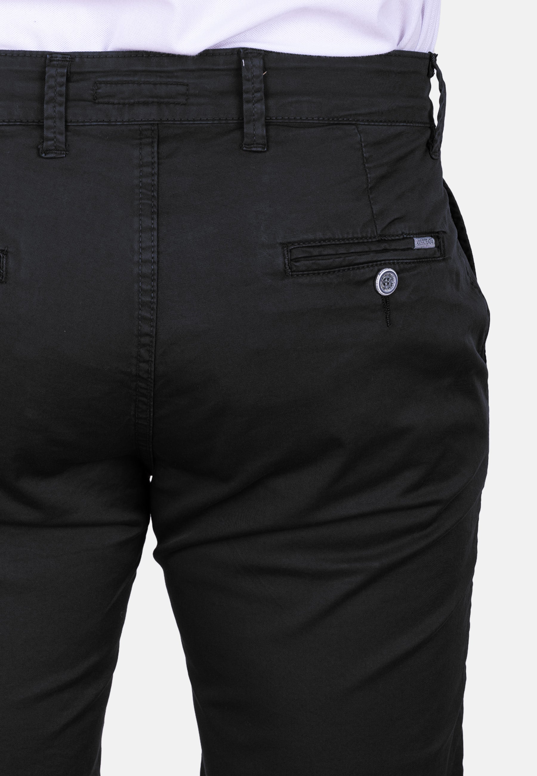 Bermuda chino negro básica tejido fino y ajuste