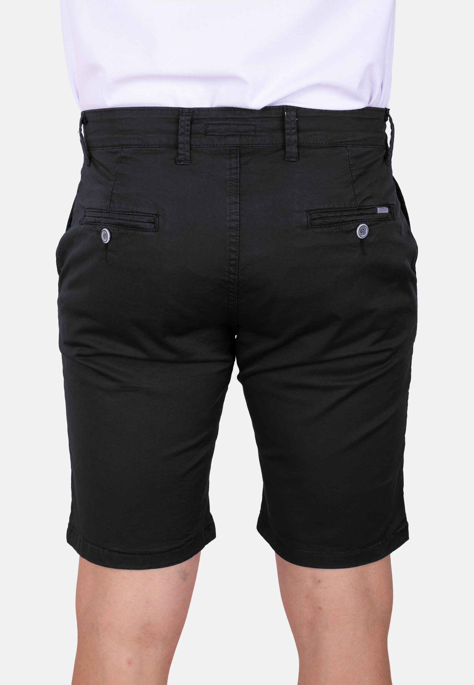 Bermuda chino negro básica tejido fino y ajuste