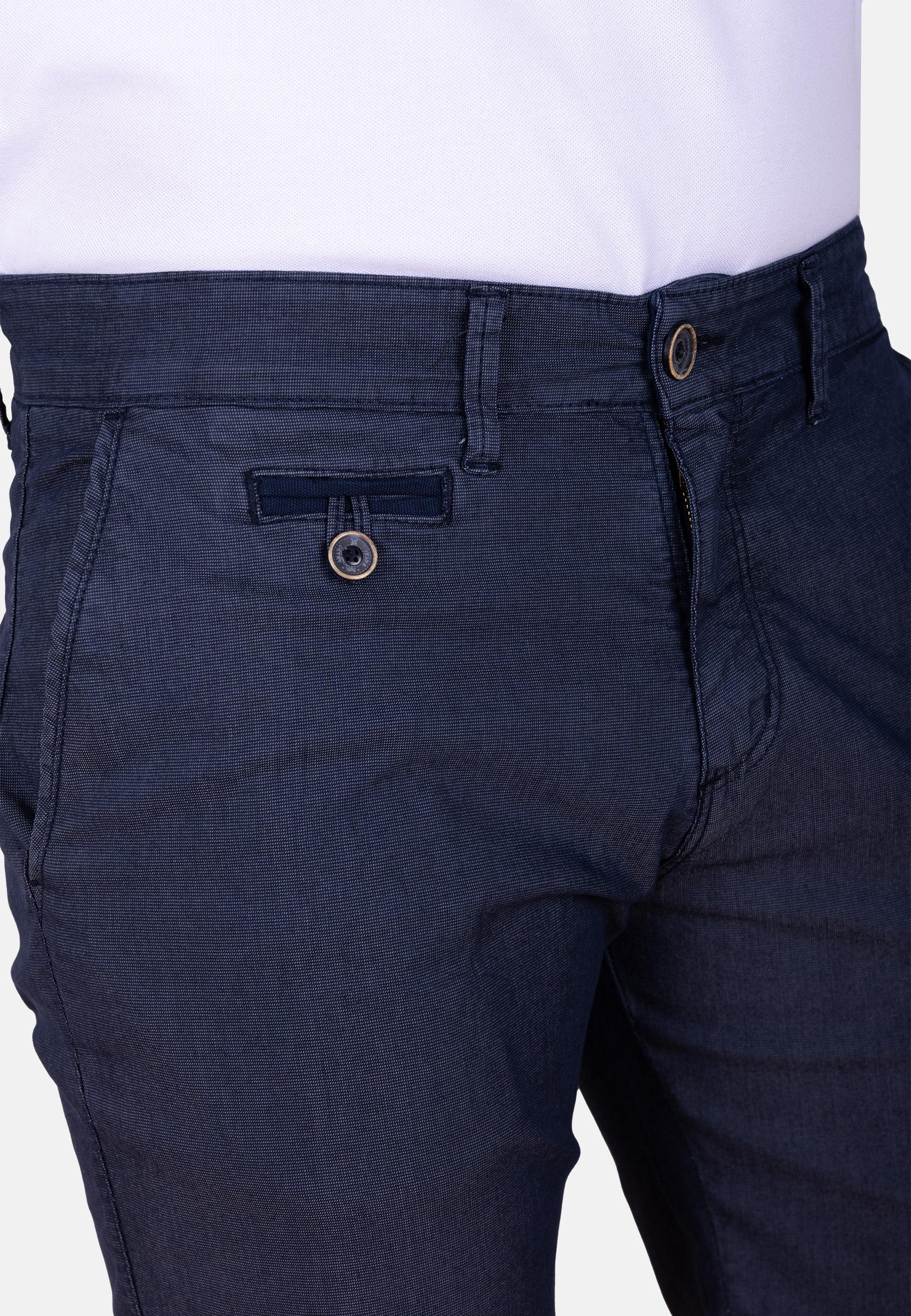 Bermuda chino azul marino micropunto elástico
