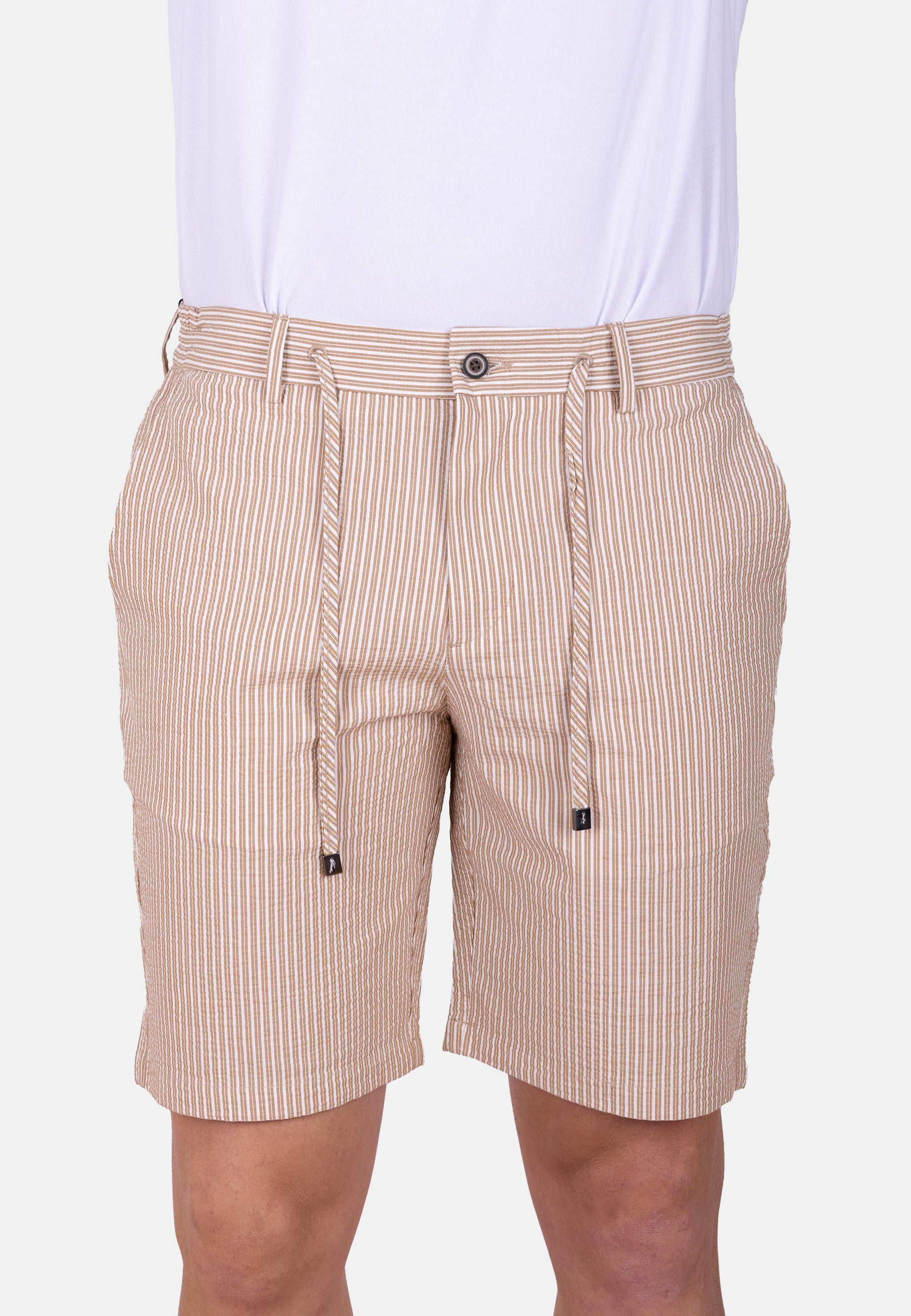 Bermuda chino de rayas beige y blancas con cordón ajustable