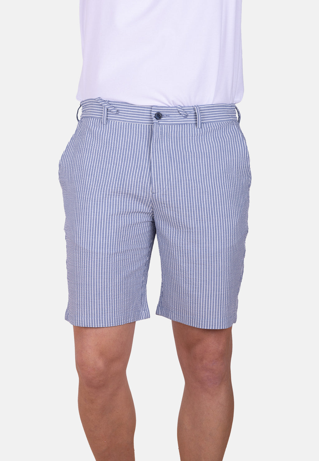 Bermuda chino de rayas azules y blancas con cordón ajustable