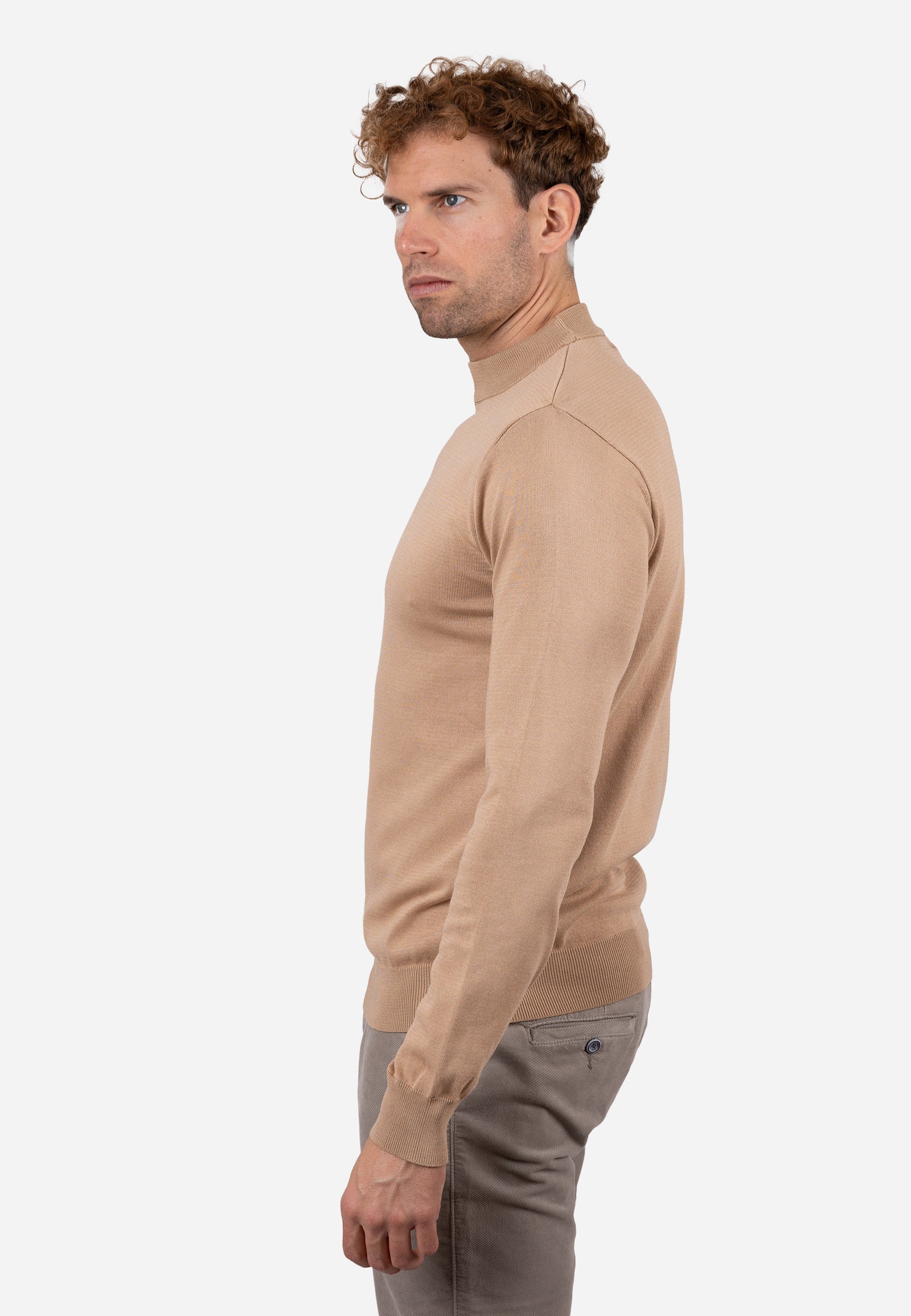Jersey liso cuello caja con textura granulada y puños elásticos a rayas Camel