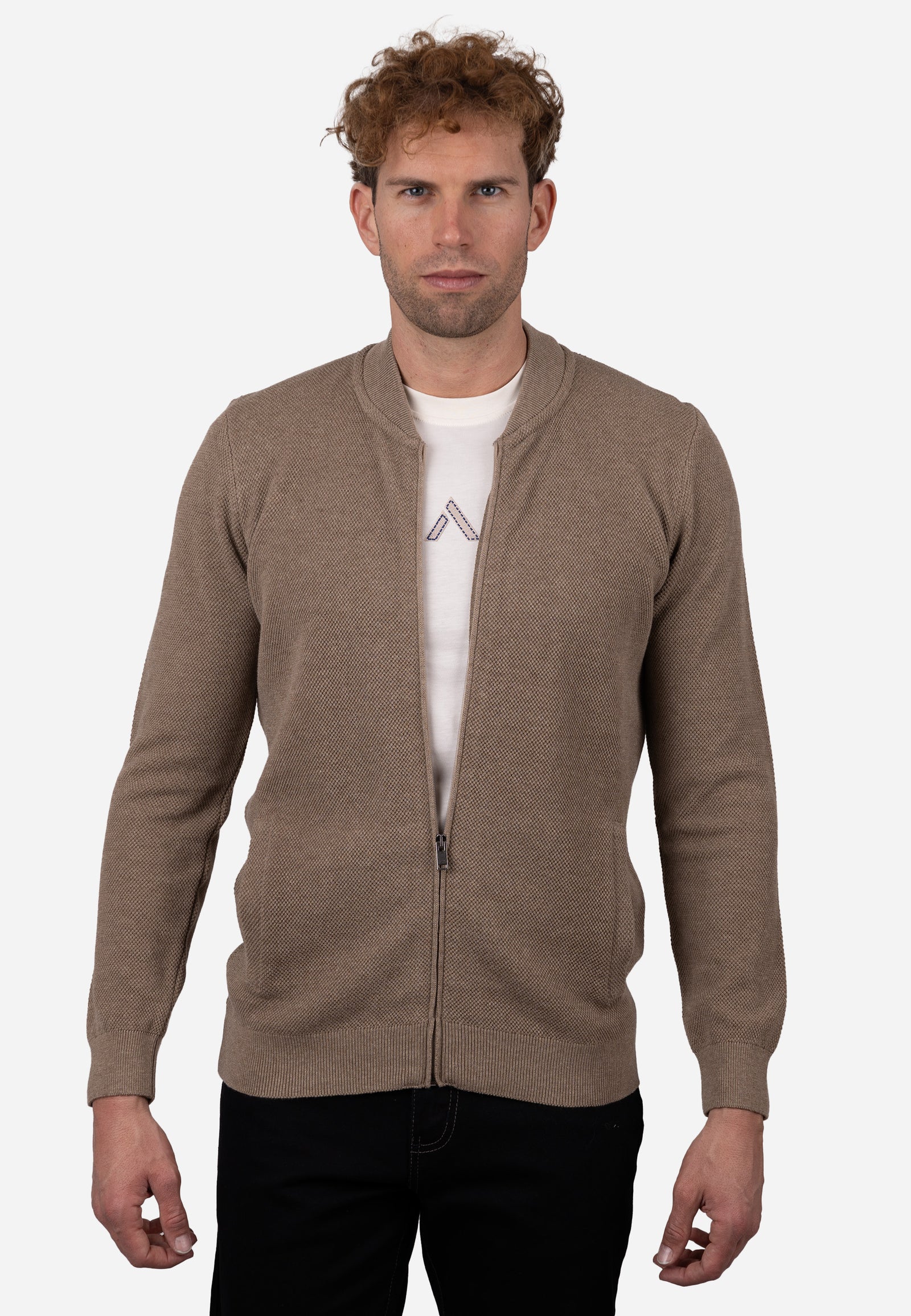 Cardigan Hombre Cuello Bomber Liso Granulado Camel