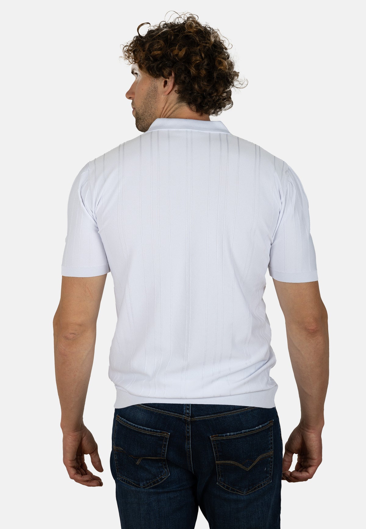 Polo de punto canalé para hombre en color blanco