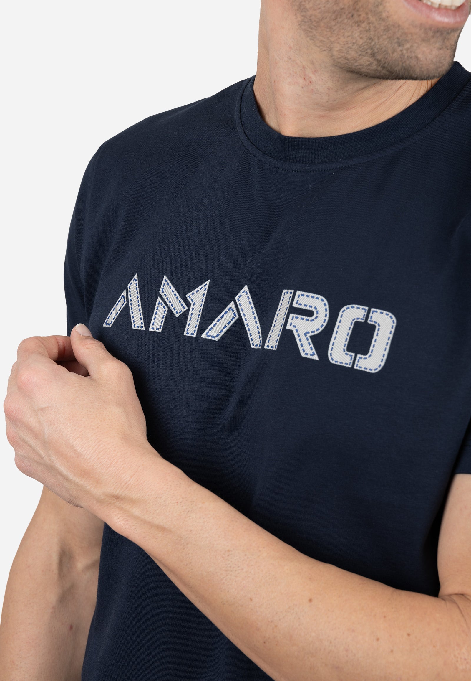 Camiseta AMARO Logo Essentials 100% Algodón Marino