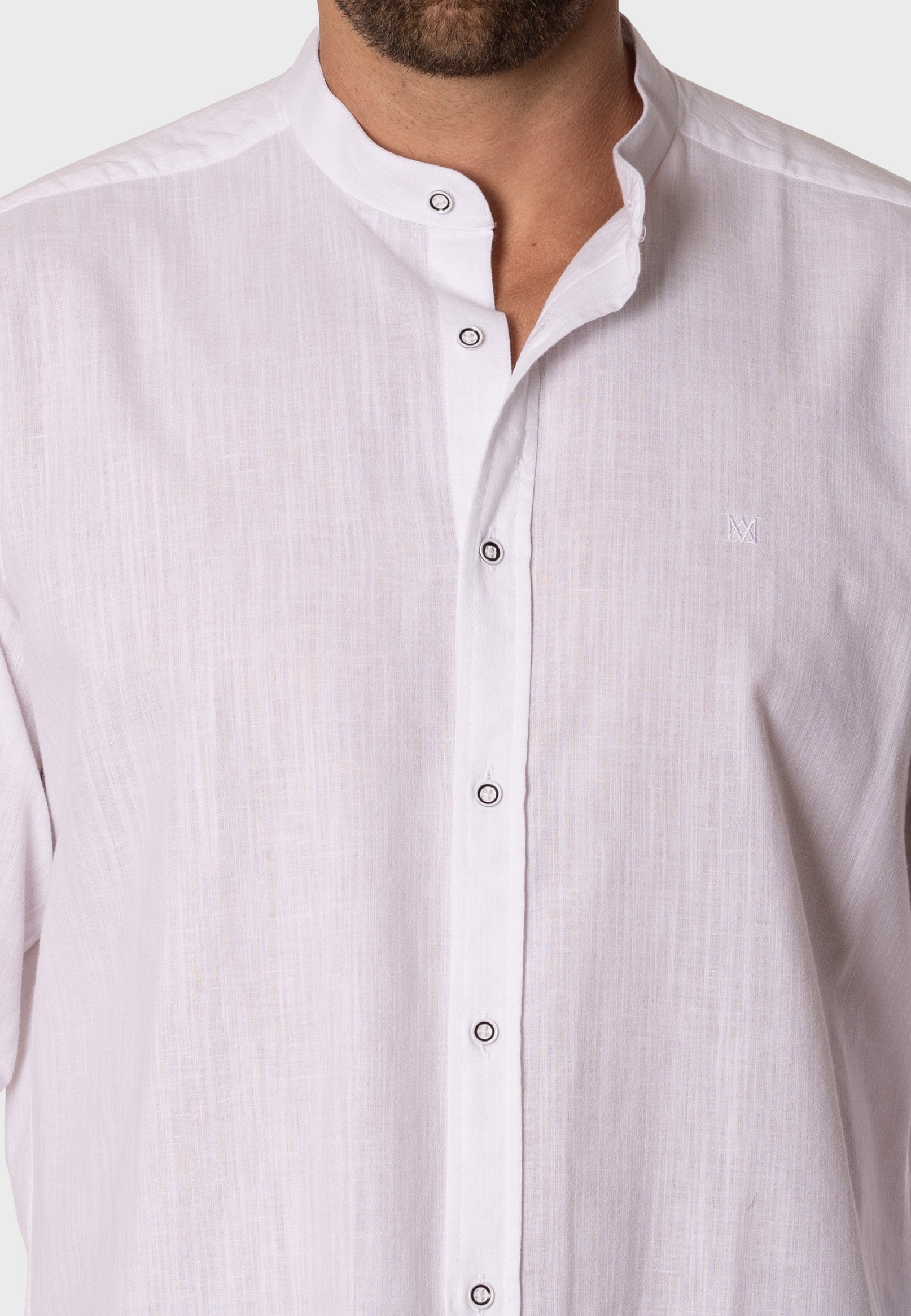 Camisa de Lino Almendro Cuello Mao Blanco