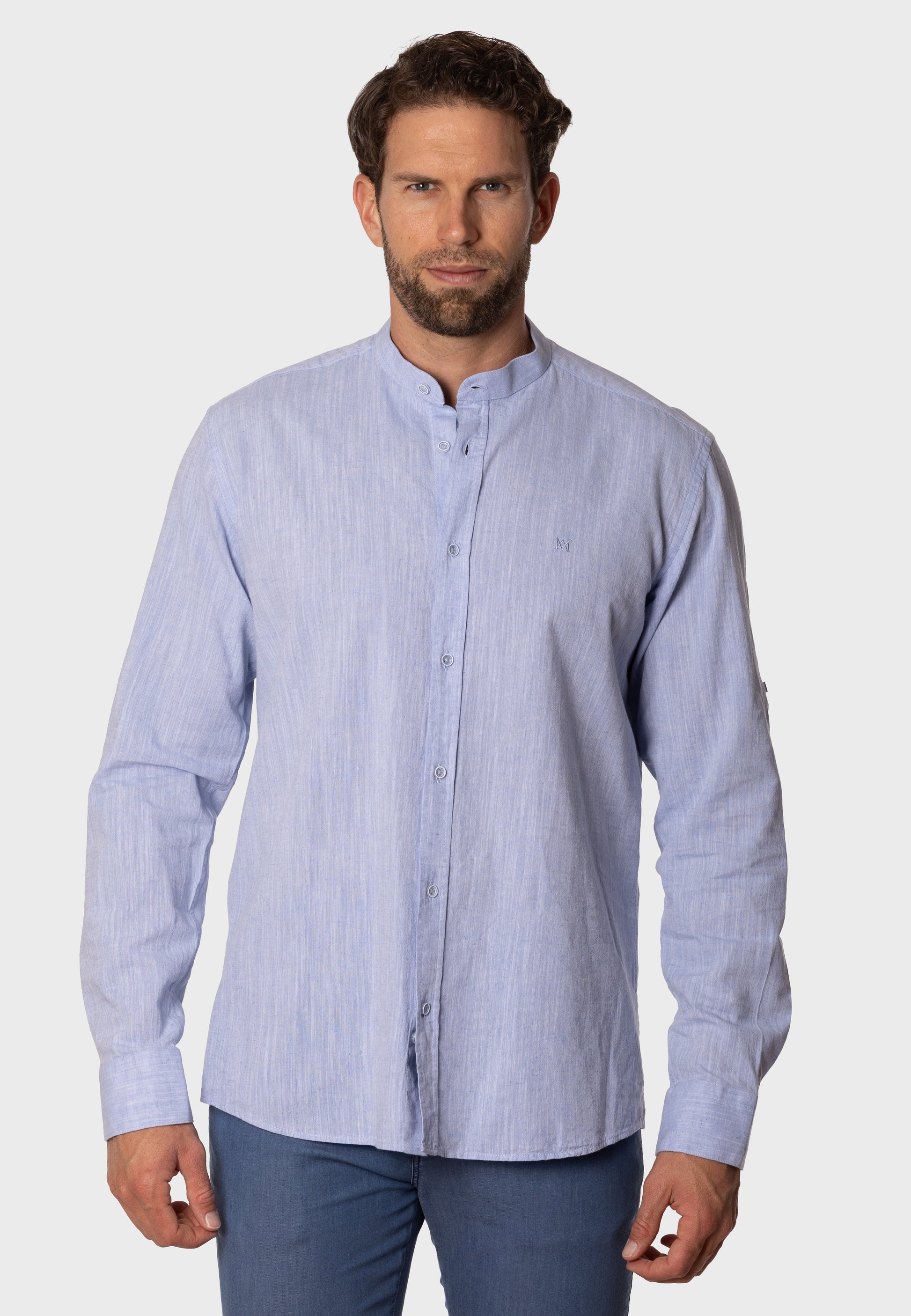 Camisa de Lino Almendro Cuello Mao Celeste