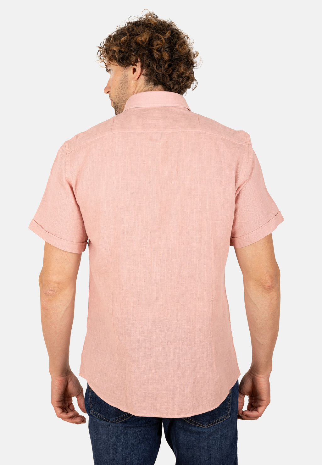 Camisa rosa de algodón rústico manga corta con cuello abotonado