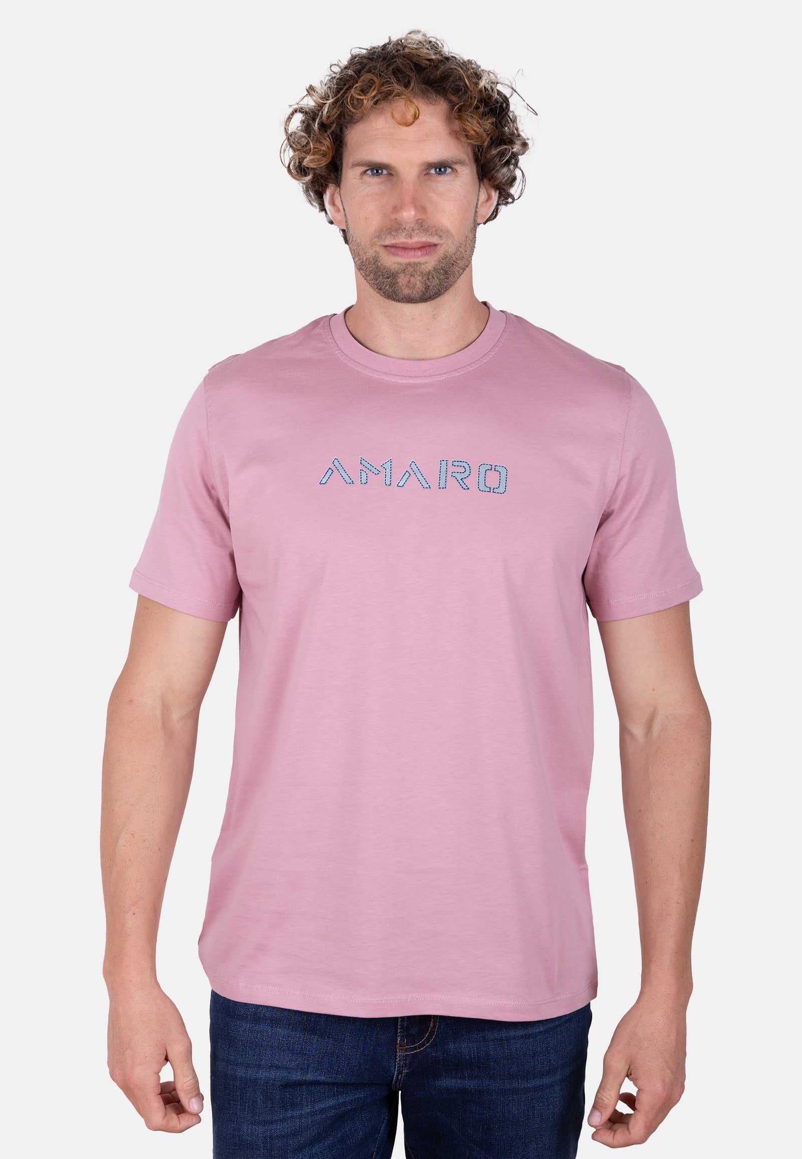 Camiseta AMARO rosa con detalle de logo en contraste